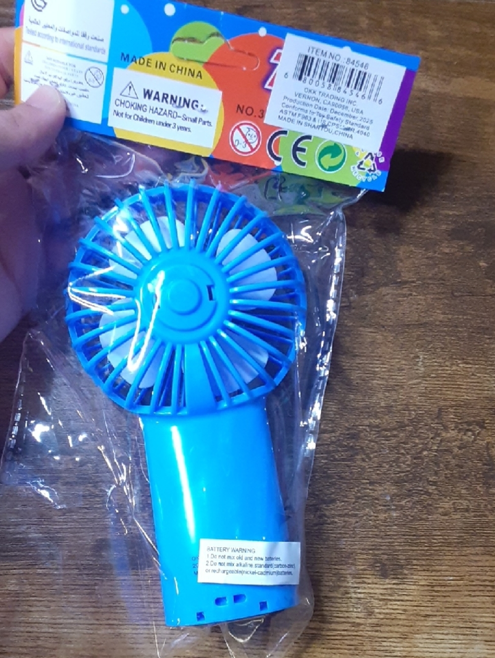 Portable Kids Handheld Fan - battery operated - Picture 9 of 9